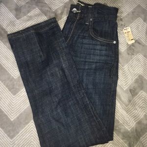 SOLD 💕 NWT Men’s Levi’s 514 Jeans Slim Straight
